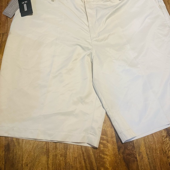 Adidas Golf ⛳️ shorts size size 40 brand new with tags Clima lite light begie - Picture 4 of 9